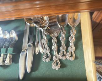 Silver flatware service set