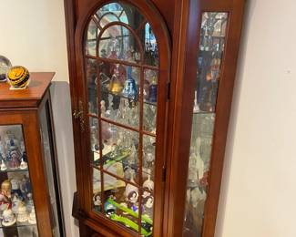 Vintage Corner Cabinet $ 328.00
