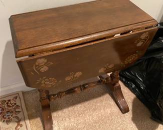 Small Drop Leaf Table $ 68.00