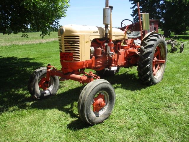 1955 Case 400 Tractor (Early Restoration)