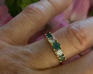 $150 - 14kt Emerald & CZ ring - SZ 5 1/2-6