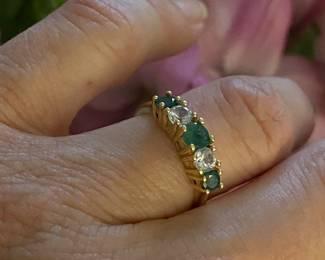 $150 - 14kt Emerald & CZ ring - SZ 5 1/2-6