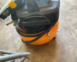 $100 Bostich 6 gal all attachments