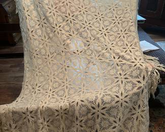 $70 Full size bedspread 