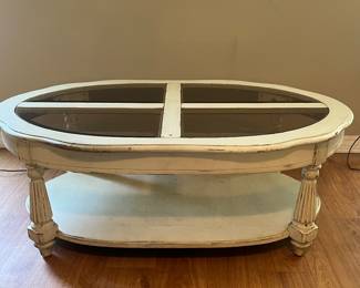 $140 Oval cream coffee table 45 L x 27D x 16T