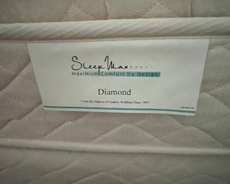 $450 pair of twin beds