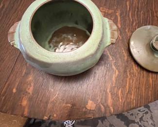 $30 covered lid pot Frankoma