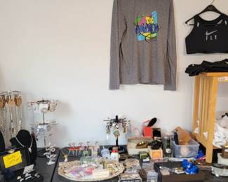 vintage costume jewelry