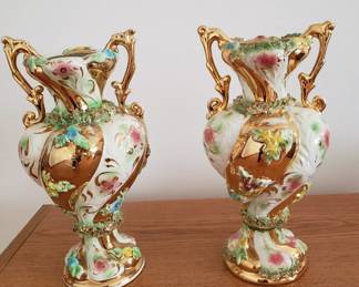 pair of Italian pottery/Capodimonte vases