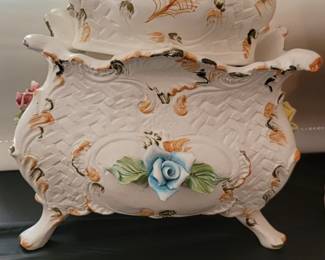 vintage ornate Italian/Capodimonte lidded bowl