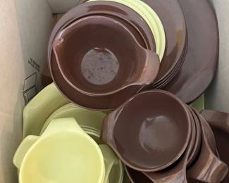 Russel Wright Melmac dishes