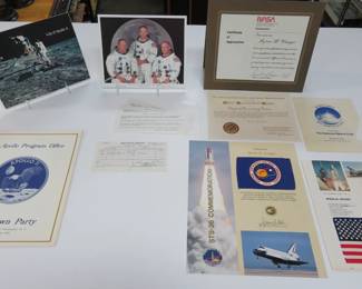 NASA ephemera from employee, autograph Apollo 11 astronaut photo and Splash Down dinner program