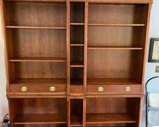  07 Bookcase