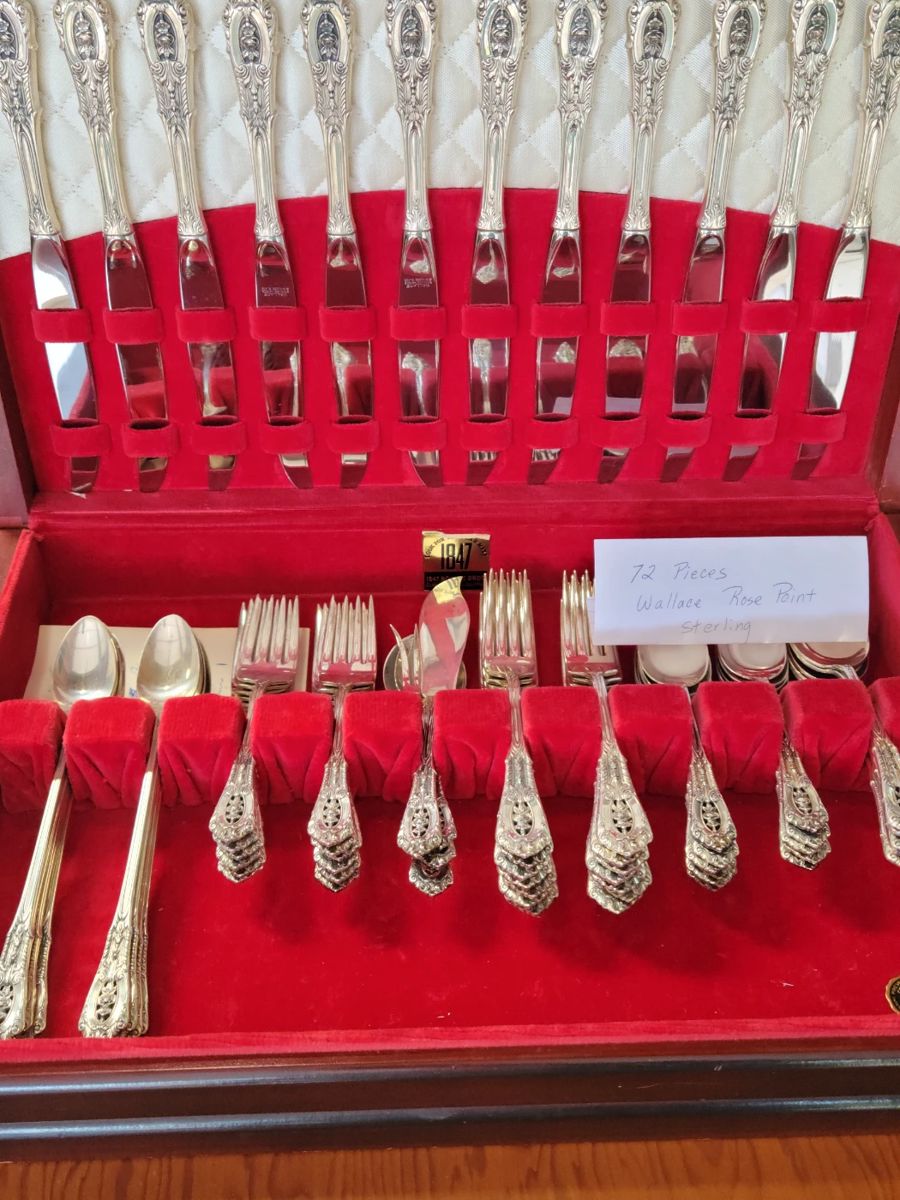 Wallace RosePoint sterling 72 pcs 