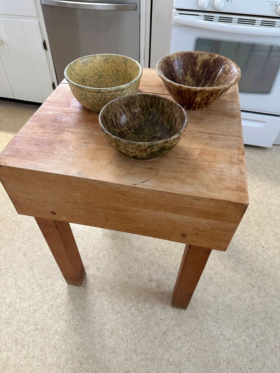 Antiques and Vintage Estate Sale in Bowling Green, KY starts on 8/22/2024