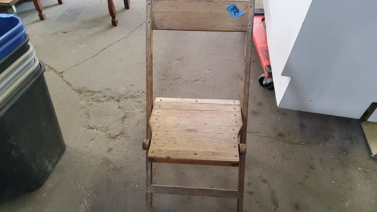 FLOOR JACK AND GARAGE CLEAN OUT in Lorain, OH starts on 5/22/2024