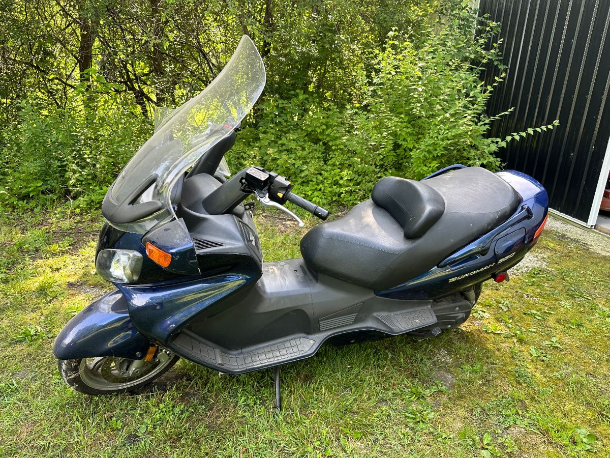 2003 Suzuki Burgman 650 Scooter