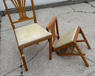 Vintage Wood Collapsable Chairs (2) 