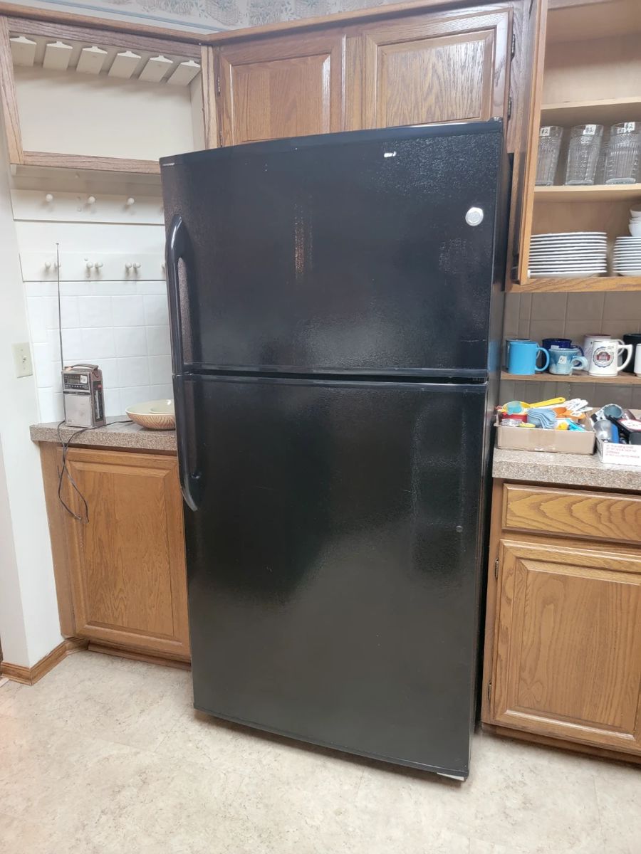 Allen's Lake sale in Wichita, KS starts on 6/5/2024