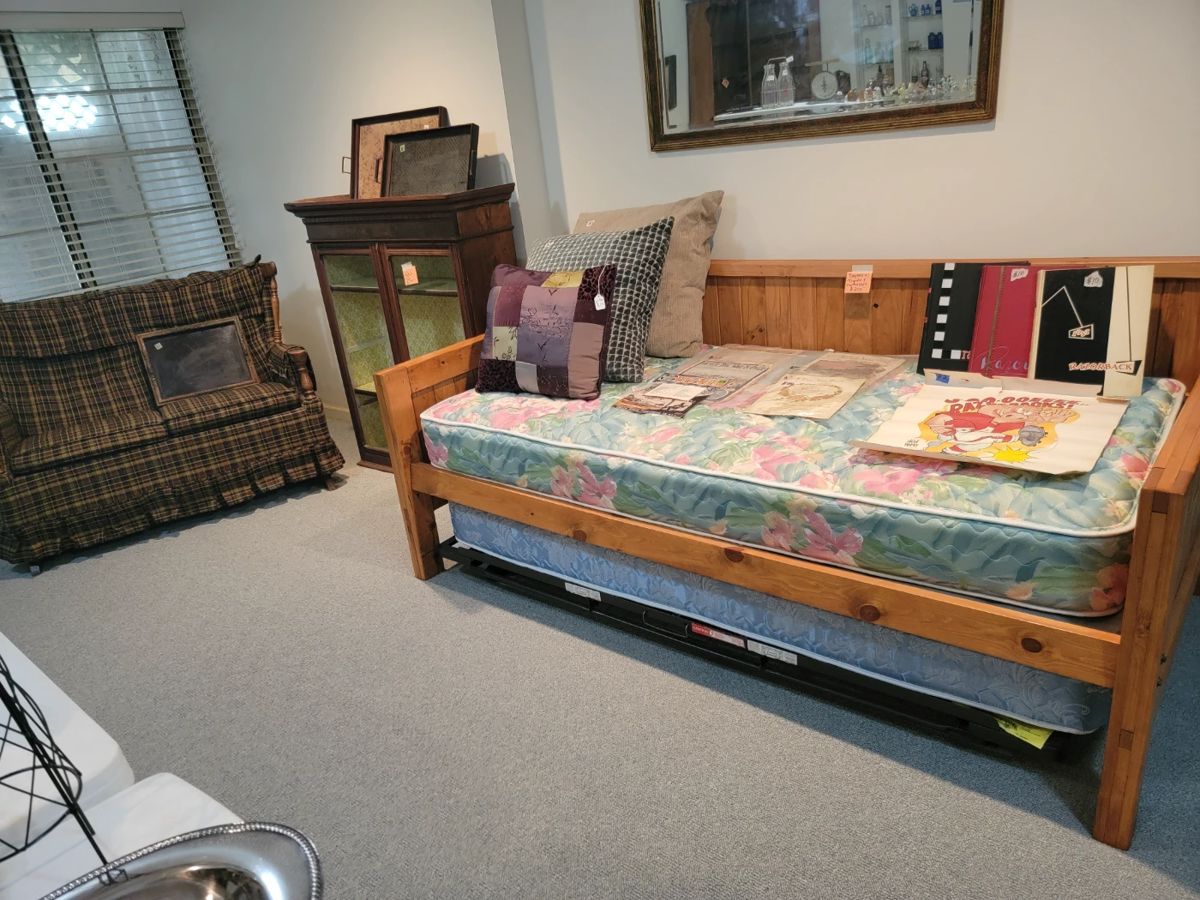 Allen's Lake sale in Wichita, KS starts on 6/5/2024