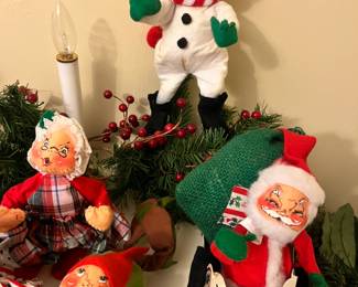 Anna Lee Christmas Figures