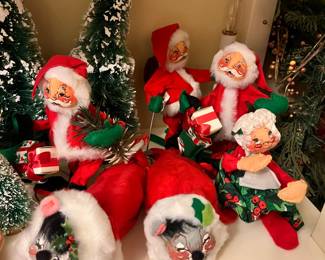 Anna Lee Christmas Figures