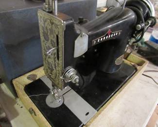 Coronado Japan sewing machine