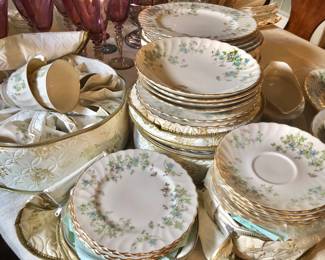 Syracuse China Set
Engagement pattern