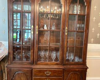 Drexel Heritage china cabinet 