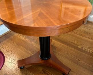 Ethan Allen pedestal table