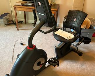 Schwinn 270 recumbent bike