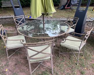 85. Brown Jordan Furniture Dining Table and 6 Arm Chairs