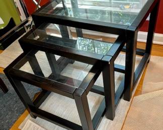 109. Set of 3 Glass Top Nesting Tables (25" x 18" x 21")