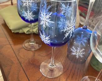 wine glasses blue with white snowflakes