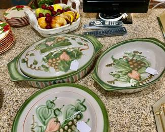 John Taylor Bakeware; Mini TV