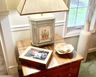 Cottage Side Table; Vintage Signed Julia Sanders Cyclaman Bowls