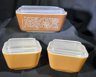 Set of Vintage Pyrex Woodland Brown Refrigerator Dishes