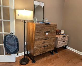 Roseto Lynn Floor Lamp, Blenko Shell Bookends, NIB Threshold Wall Mirror, Pier 1 Imports chest of drawers, Pier 1 Imports nightstands

