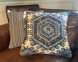  AFW Pillow Pair