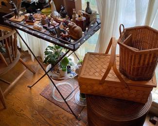 More cats? I thought all of those bad puns were hiss-tory!