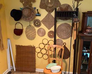 The woven thatch selection here is unbeweavable!