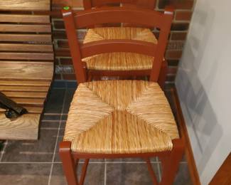 2 barstools available