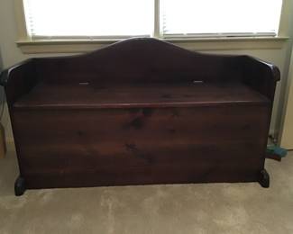 Toy chest