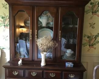 Kincaid China cabinet