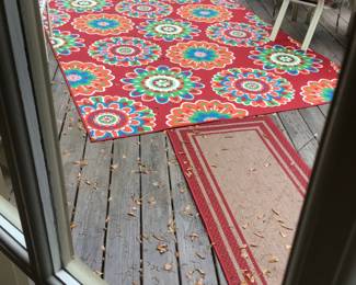 Outdoor rug