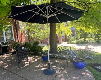 Patio umbrella