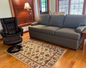 Very nice and super comfortable sofas and recliners