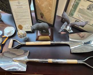 Recognitions and ceremonial shovels