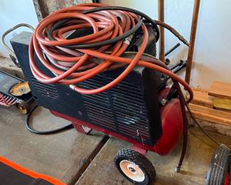 AIR COMPRESSOR