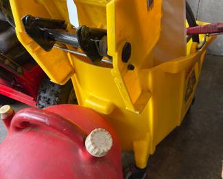 MOP BUCKET